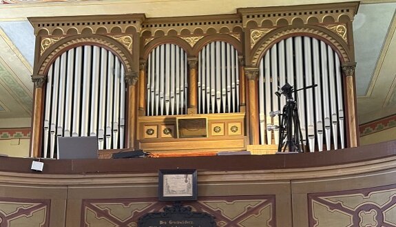 Knauf-Orgel in alten Sankt Petruskirche in Allrode
