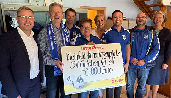 Lotto-Scheckübergabe beim SV Grieben 47 e.V. mit Ministerin Tamara Zieschang