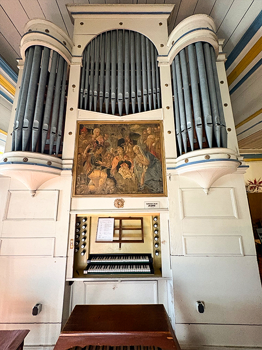 Orgel in Eichenbarleben mit LOTTO-f&ouml;rdert-Schild