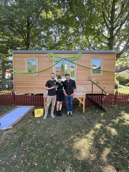 vlnr. Alexander Heinrich Laura Lindemann und Marco Dörheit Mitglieder der Villa Wertvoll gGmbH